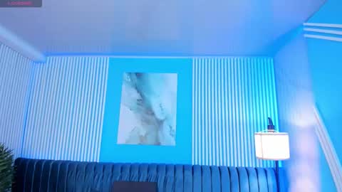 Roxy hell online show from December 2, 12:07 pm