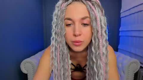 Roxy online show from February 13, 1:19 am