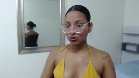 rubi_diamondk online show from April 4, 8:18 pm