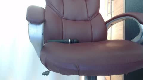 Rubi online show from April 15, 7:58 pm