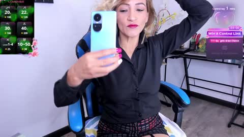 Snapshot of ruby_amor chatting on December 27, 9:39 am RUBY online show from December 27, 9:39 am