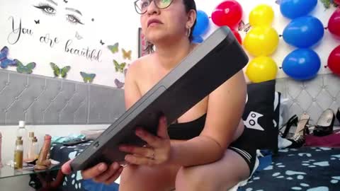 ruby_brown_01 online show from July 5, 10:10 am