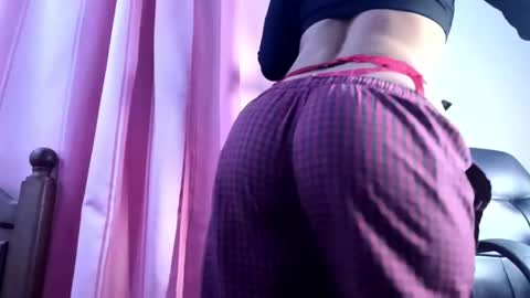 Ruby Ruless online show from March 15, 7:54 am