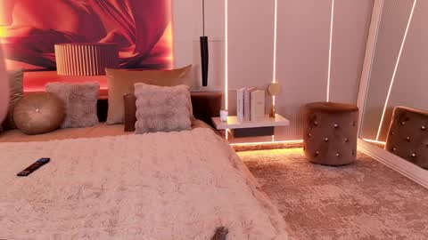 Ruby Luxe online show from May 29, 6:44 am