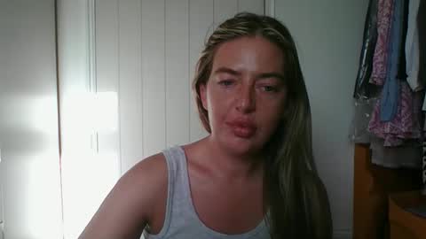 rubyredxxxoxxx online show from May 23, 6:34 am