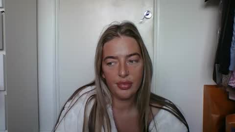 rubyredxxxoxxx online show from December 19, 11:13 am