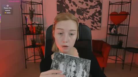 Snapshot of rubyybennett chatting on October 17, 7:22 am rubyybennett online show from October 17, 7:22 am