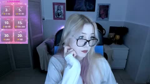 Snapshot of rubyybennett chatting on October 1, 7:02 am rubyybennett online show from October 1, 7:02 am