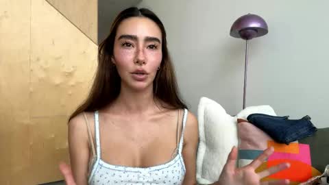russianbunny online show from May 6, 8:35 pm
