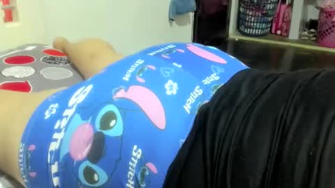 ruth_lov online show from January 6, 2:15 am