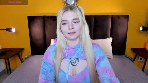 ruthbryant online show from December 2, 2:35 am