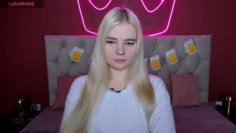 ruthbryant online show from September 22, 1:26 am