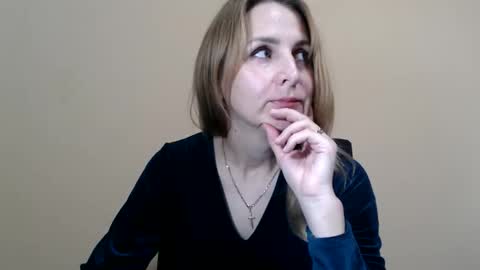 Snapshot of ruthpark chatting on October 12, 10:28 am Ruth online show from October 12, 10:28 am