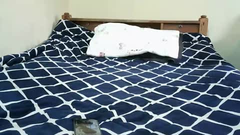 ruu_prettygal online show from April 27, 8:33 am