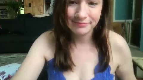 Snapshot of s496925 chatting on September 22, 5:33 pm s496925 online show from September 22, 5:33 pm