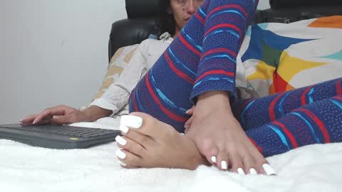 Snapshot of saaramiller_ chatting on February 8, 4:03 am saaramiller online show from February 8, 4:03 am