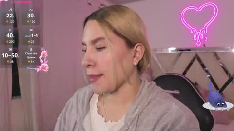 saaya_tay online show from June 11, 3:14 am