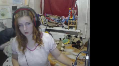 Snapshot of sabochka888 chatting on December 5, 7:27 am sabochka888 online show from December 5, 7:27 am
