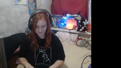 Snapshot of sabochka888 chatting on February 7, 6:45 am sabochka888 online show from February 7, 6:45 am