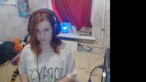 Snapshot of sabochka888 chatting on February 13, 7:24 am sabochka888 online show from February 13, 7:24 am