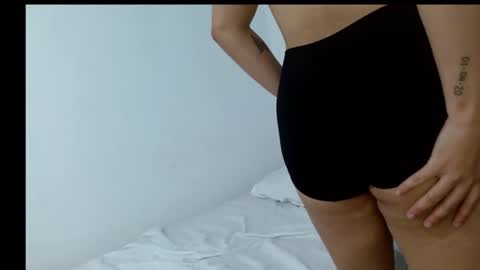 sabrina81_ online show from March 9, 2:15 am