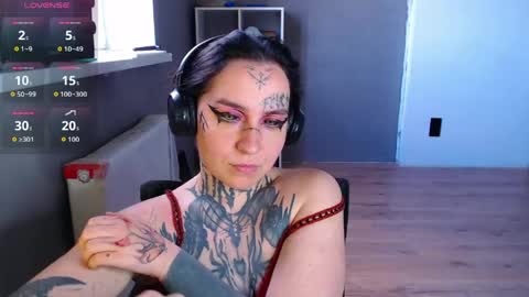 Lilith Solar online show from April 25, 1:41 pm