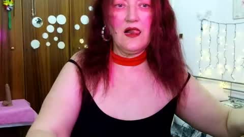 SabrinaXlovess online show from June 17, 6:09 pm