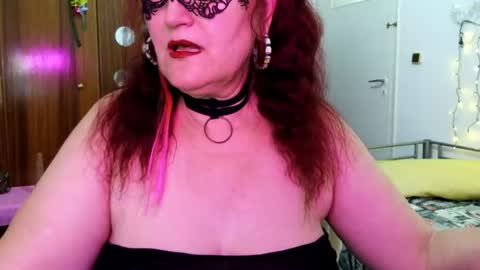 SabrinaXlovess online show from July 12, 5:25 pm