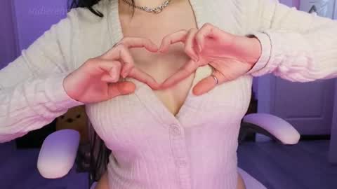 Snapshot of sadierenee96 chatting on October 16, 5:32 am Sadie Renee  online show from October 16, 5:32 am