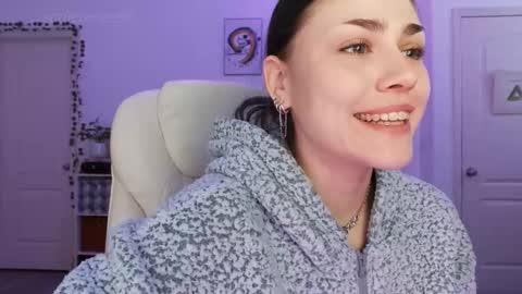 Snapshot of sadierenee96 chatting on October 17, 9:51 pm Sadie Renee  online show from October 17, 9:51 pm