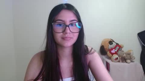 Sahaliefox  online show from September 30, 1:44 am