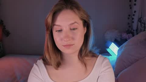 Trisha and Vincent online show from April 23, 8:11 pm