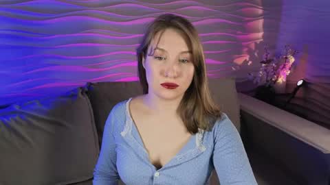 Trisha and Vincent online show from April 24, 8:33 pm