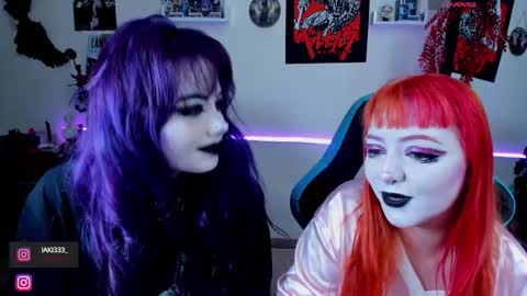    online show from October 3, 11:37 am