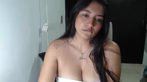 saliha online show from April 25, 4:48 am