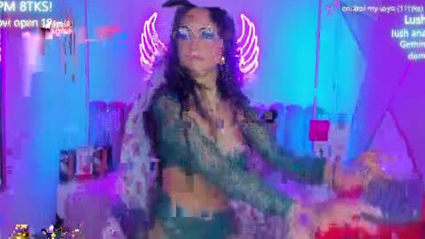 miss Sally online every night from 1am to 8am  Colombia time online show from April 22, 9:23 pm