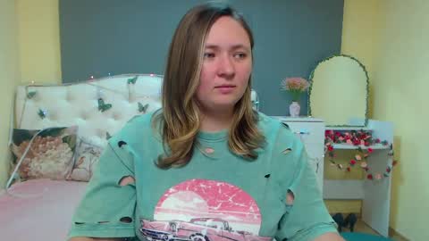 Sally online show from April 21, 1:42 am