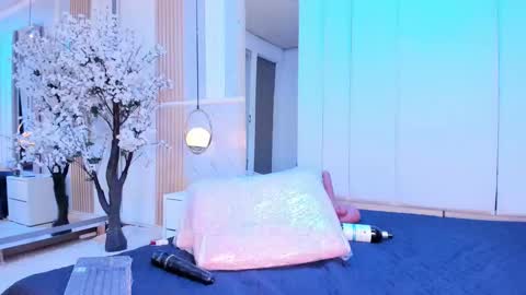 Snapshot of salomebenz_01 chatting on October 8, 12:59 am Salome benz online show from October 8, 12:59 am