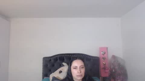 yenny online show from October 18, 5:54 am