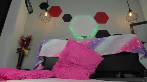 martina online show from October 31, 4:14 am