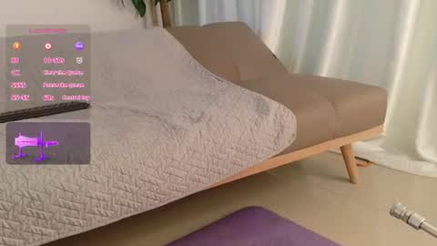 saly_moon1 online show from June 10, 11:47 pm