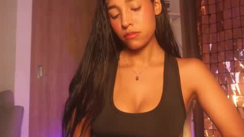 Snapshot of sam_robert17 chatting on September 22, 7:34 pm Samantha Roberts online show from September 22, 7:34 pm