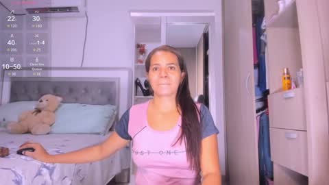 Snapshot of samanta_65 chatting on February 28, 2:53 am carolina online show from February 28, 2:53 am
