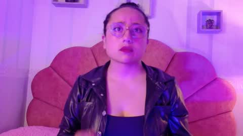 Snapshot of samanta_fischer chatting on October 20, 11:35 am Sammy online show from October 20, 11:35 am