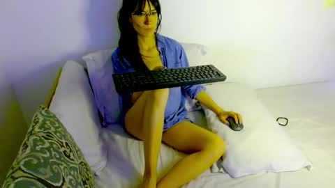 Samanta online show from April 24, 6:44 pm