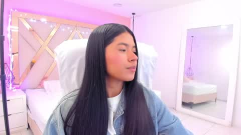 sam  online show from April 25, 3:42 am