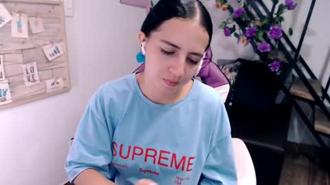 samantha online show from April 10, 5:52 pm