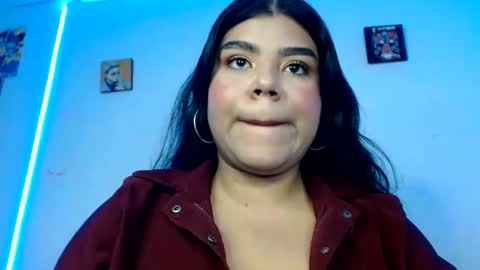 samantha_890 online show from May 27, 10:51 pm