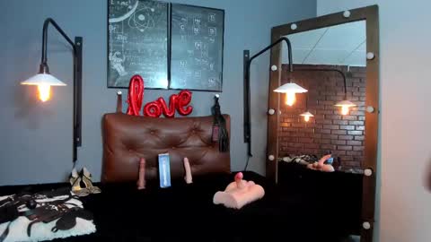 Snapshot of samantha_mature56 chatting on February 18, 10:49 am Sam online show from February 18, 10:49 am
