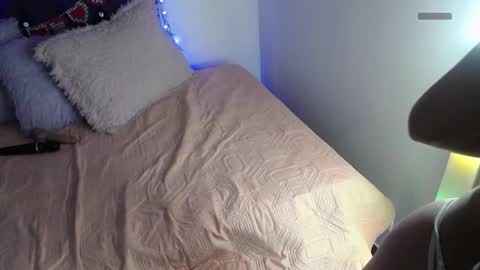 Samantha  online show from April 22, 12:02 pm